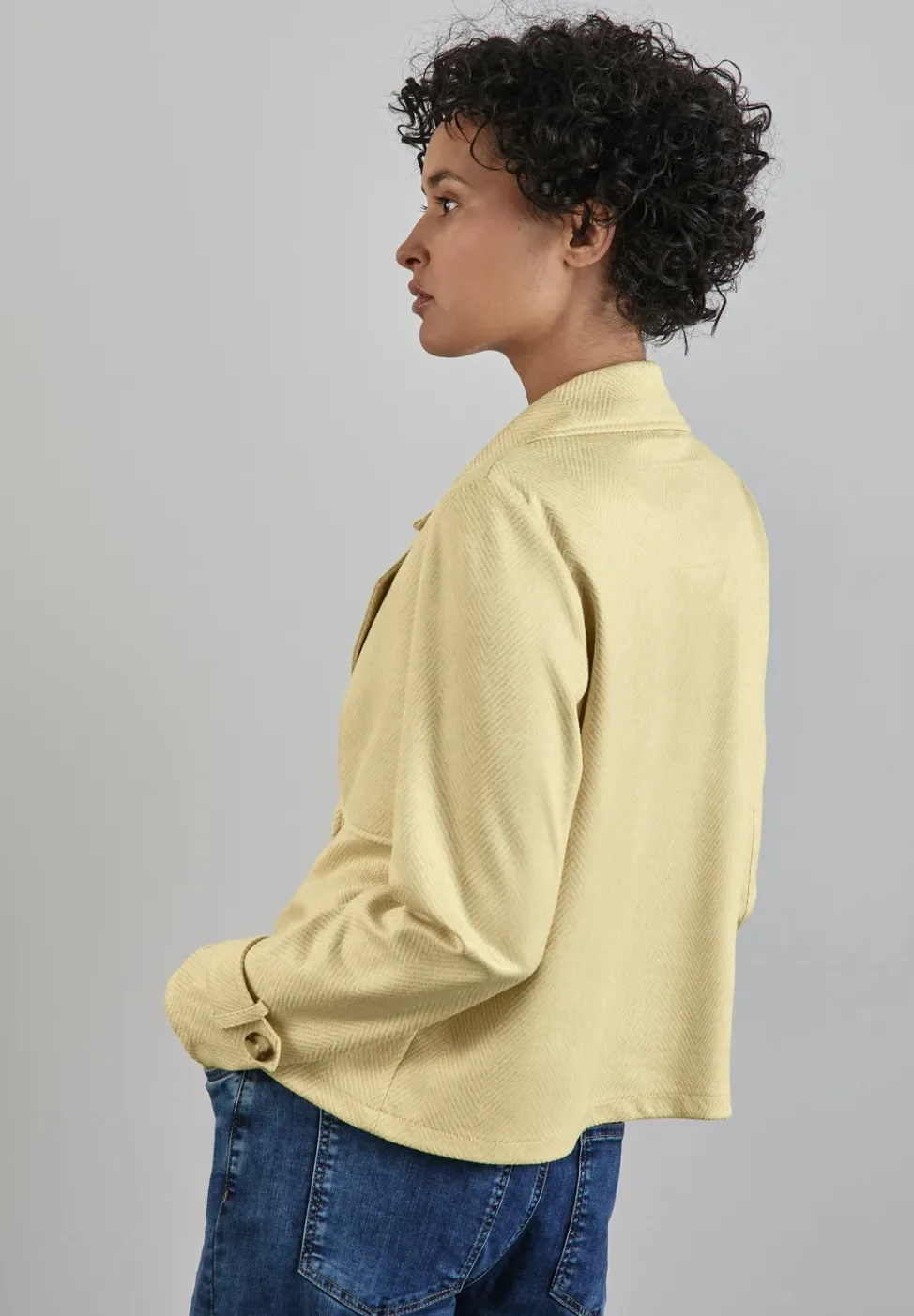 Kurze Kunstlederjacke