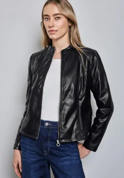 Kurze Leder-Look Jacke