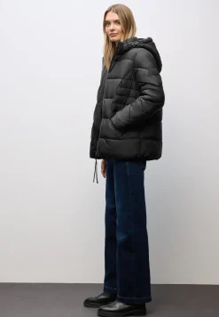Kurze Steppjacke