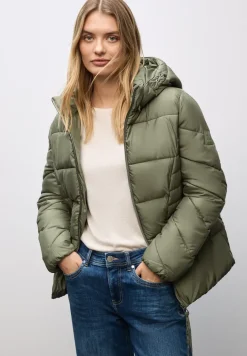 Kurze Steppjacke