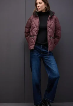 Kurze Steppjacke