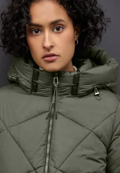 Kurze Steppjacke