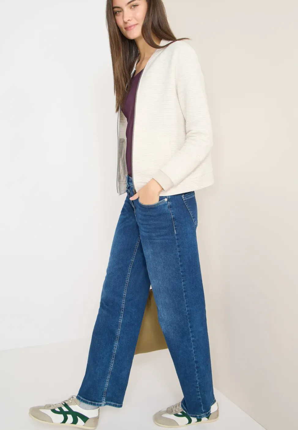 Kurze Strukturjacke