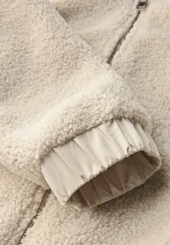 Kurze Teddy Jacke