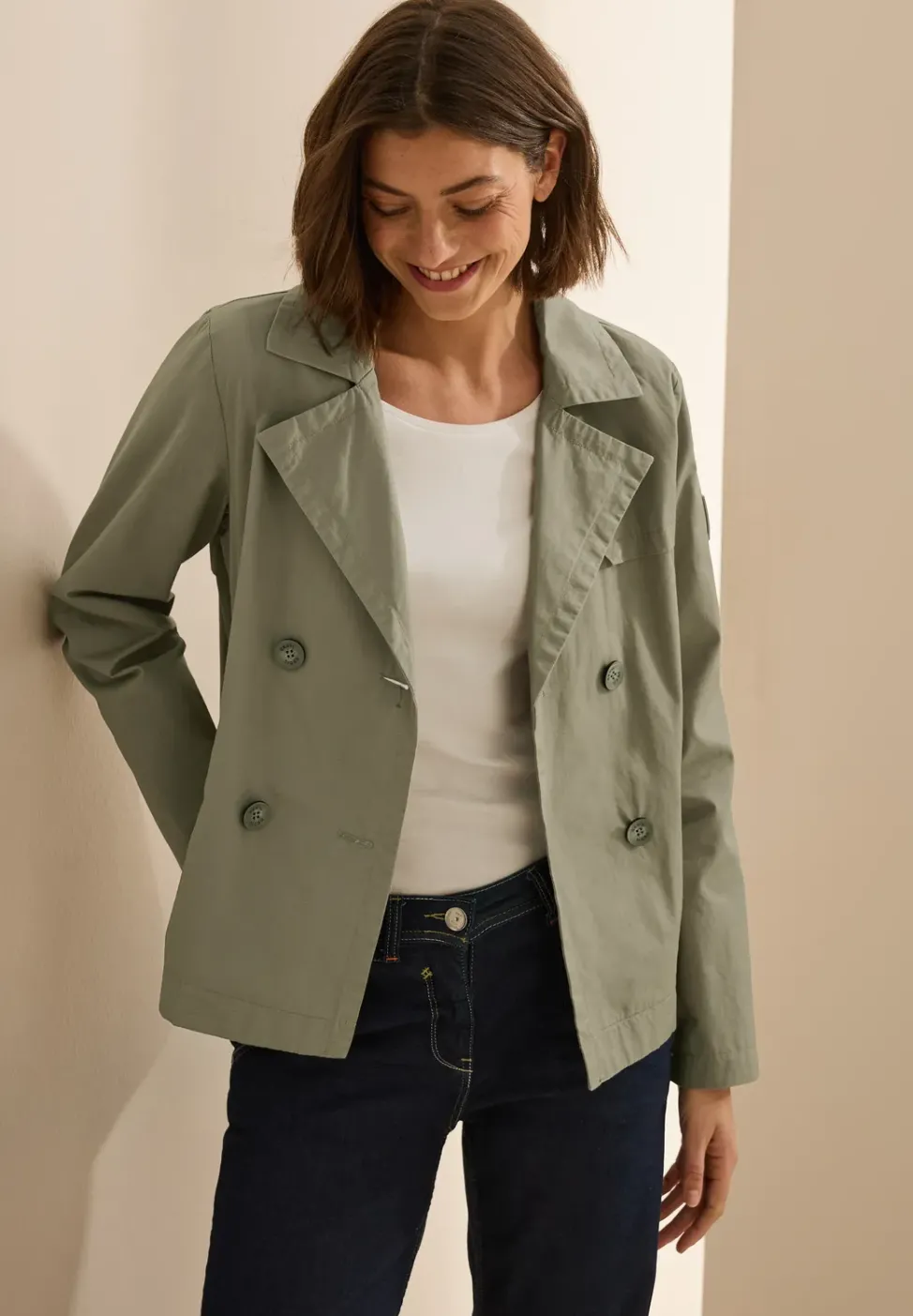 Kurze Trenchcoat