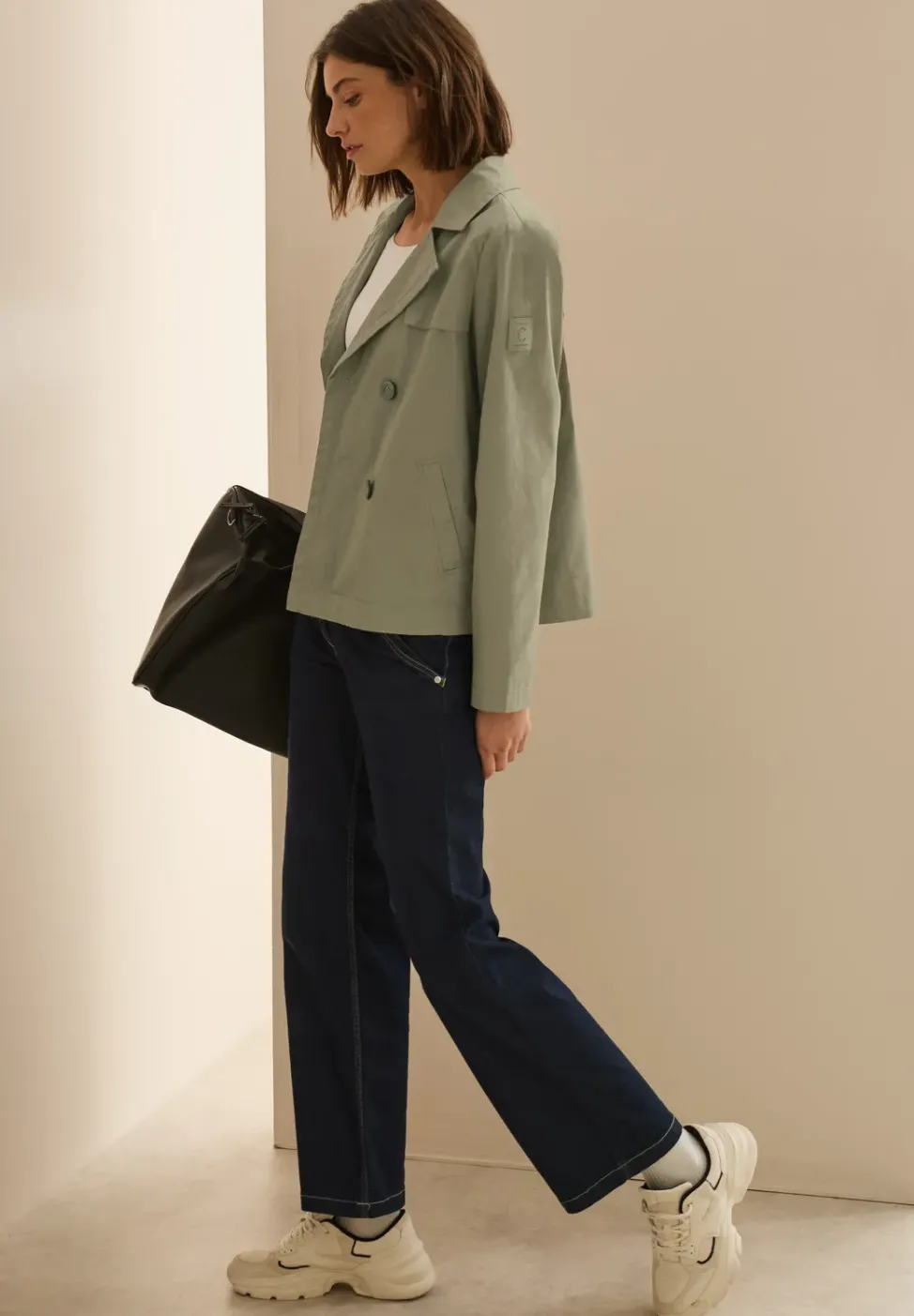 Kurze Trenchcoat