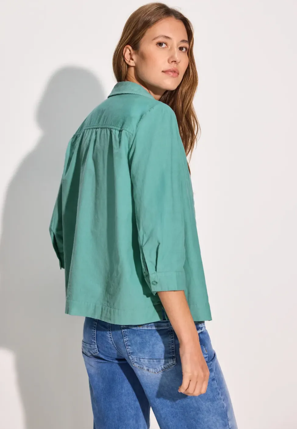 Kurze Cordbluse