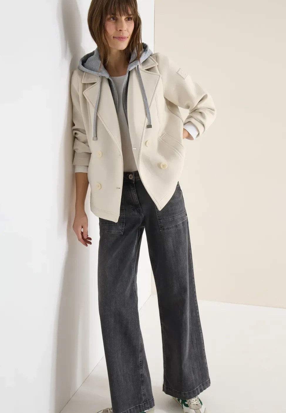 Kurzer Trenchcoat