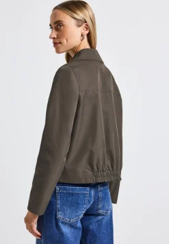 Kurzer Trenchcoat