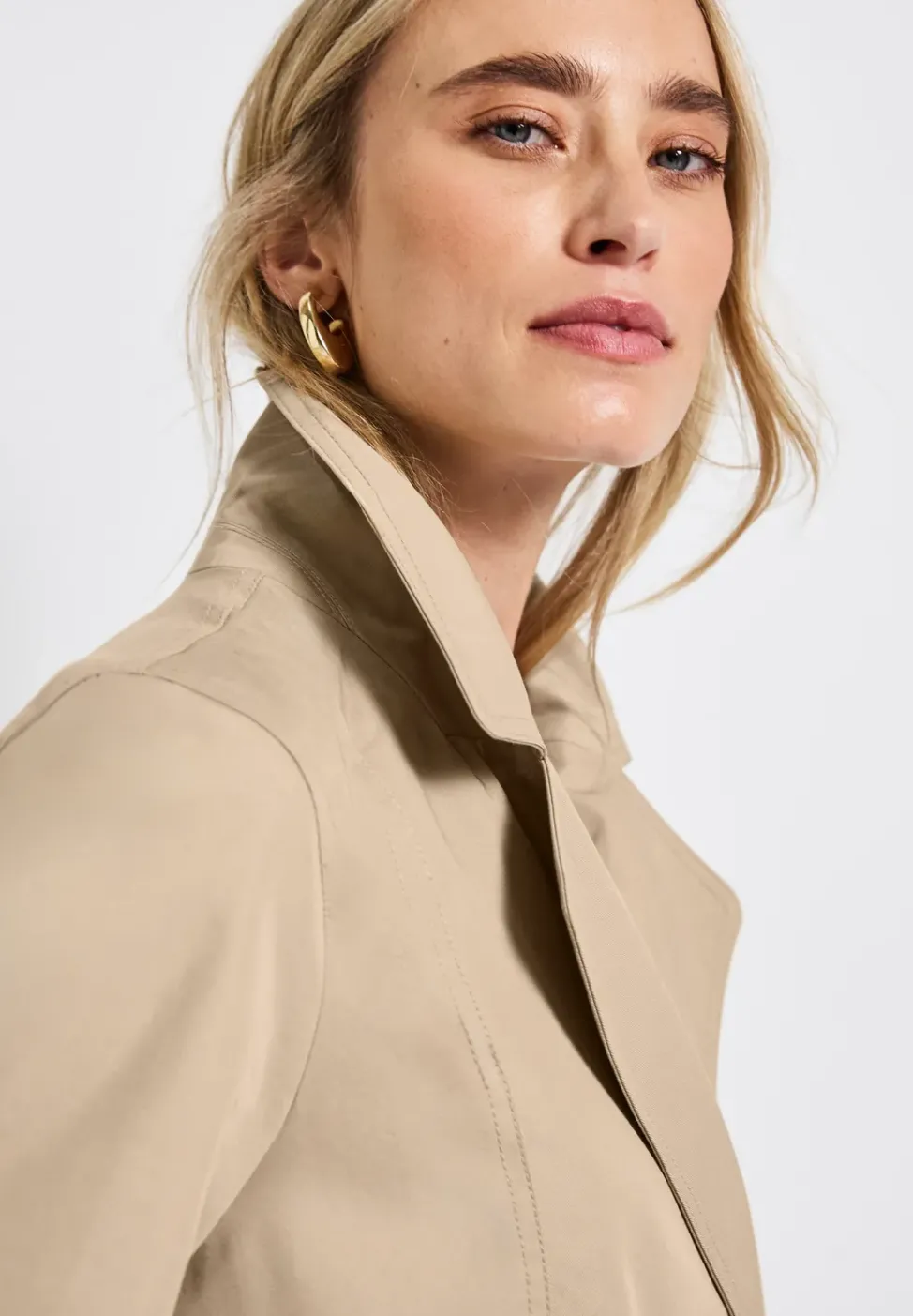 Kurzer Trenchcoat