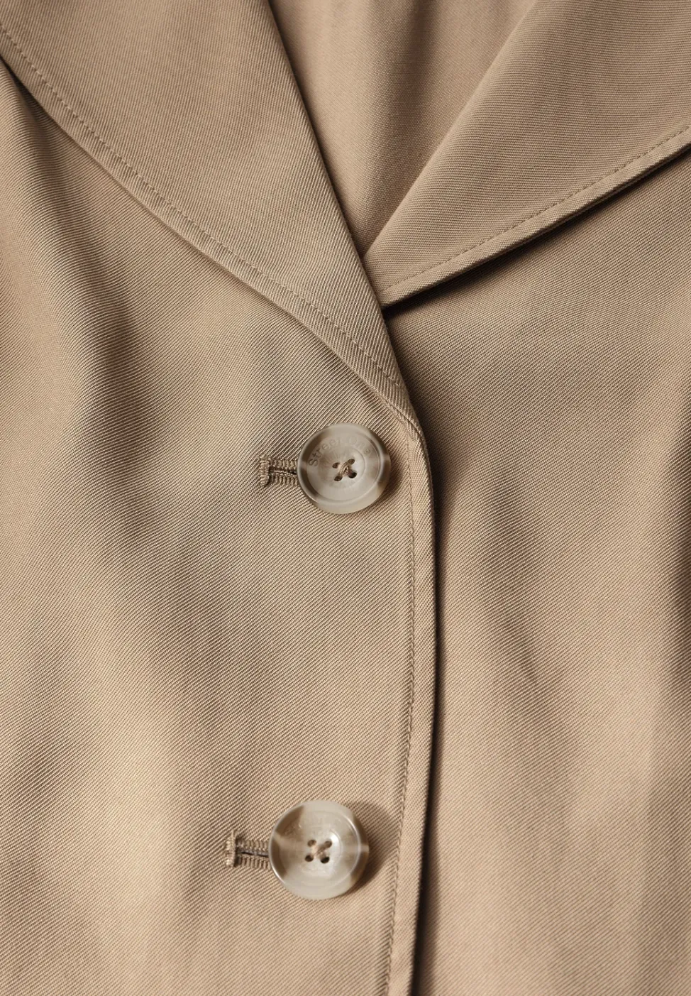 Kurzer Trenchcoat