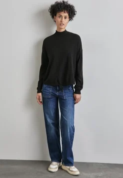 Kurzer Turtleneck-Sweater