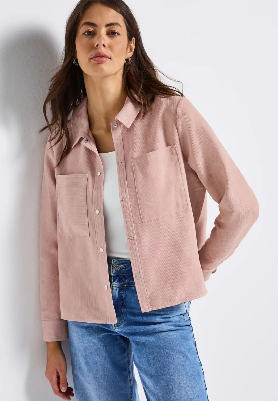 Kurzes Mini-Cord Overshirt