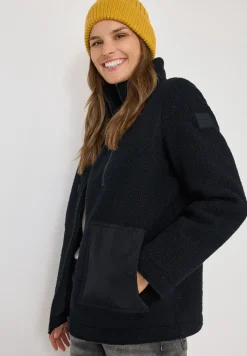 Kuschelige Jacke mit Details
