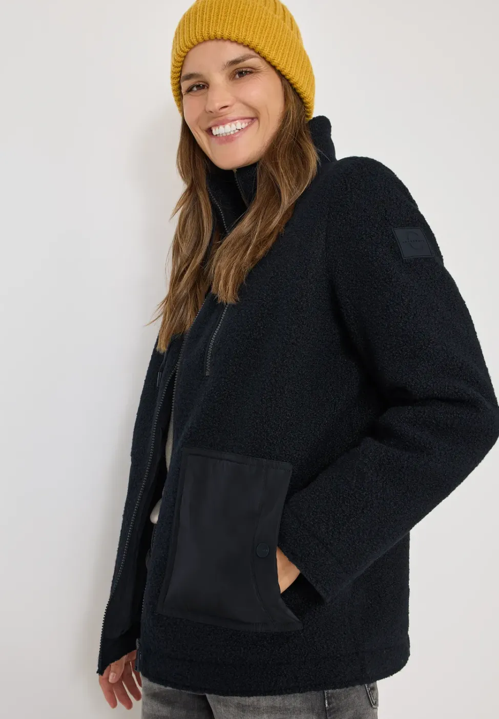 Kuschelige Jacke mit Details
