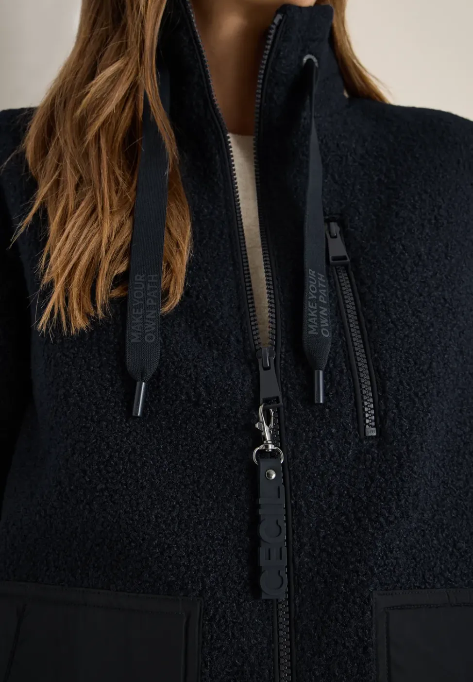 Kuschelige Jacke mit Details