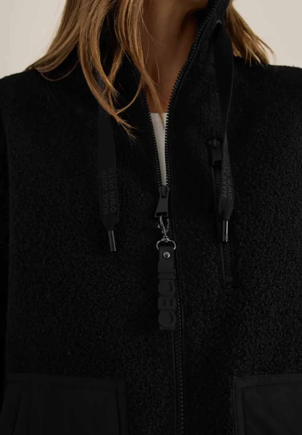 Kuschelige Jacke mit Details