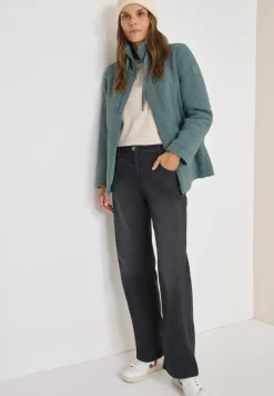 Kuschelige Jacke mit Details