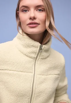 Kuschelige Teddy-Jacke