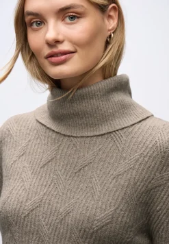 Kuscheliger Strukturpullover