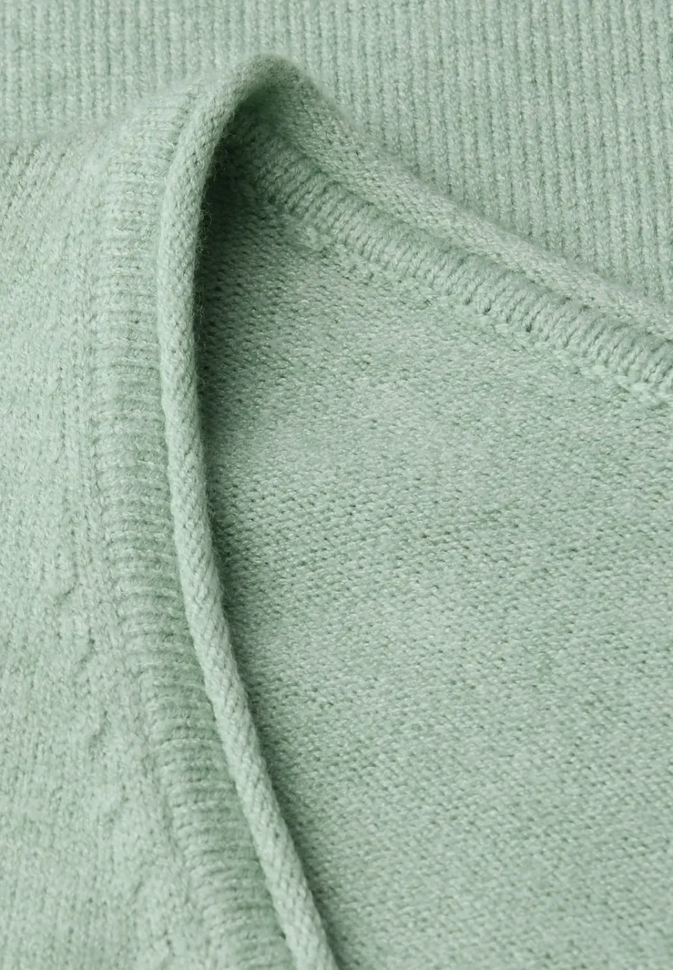 Kuscheliger V-Neck Pullover
