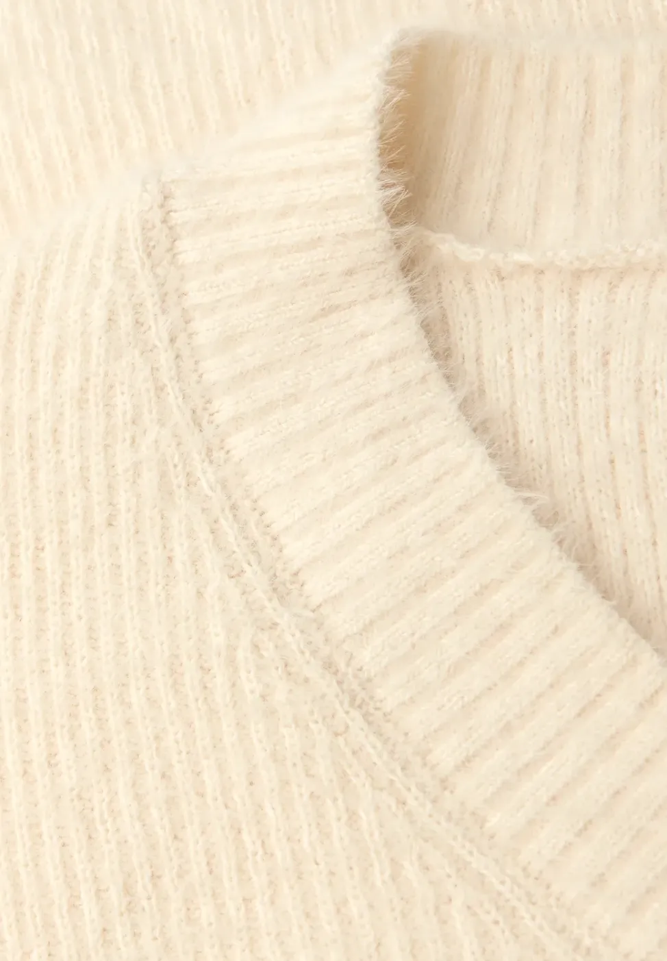 Kuscheliger V-Neck Pullover