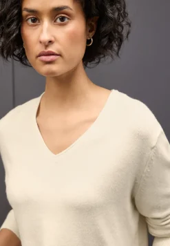 Kuscheliger V-Neck Pullover