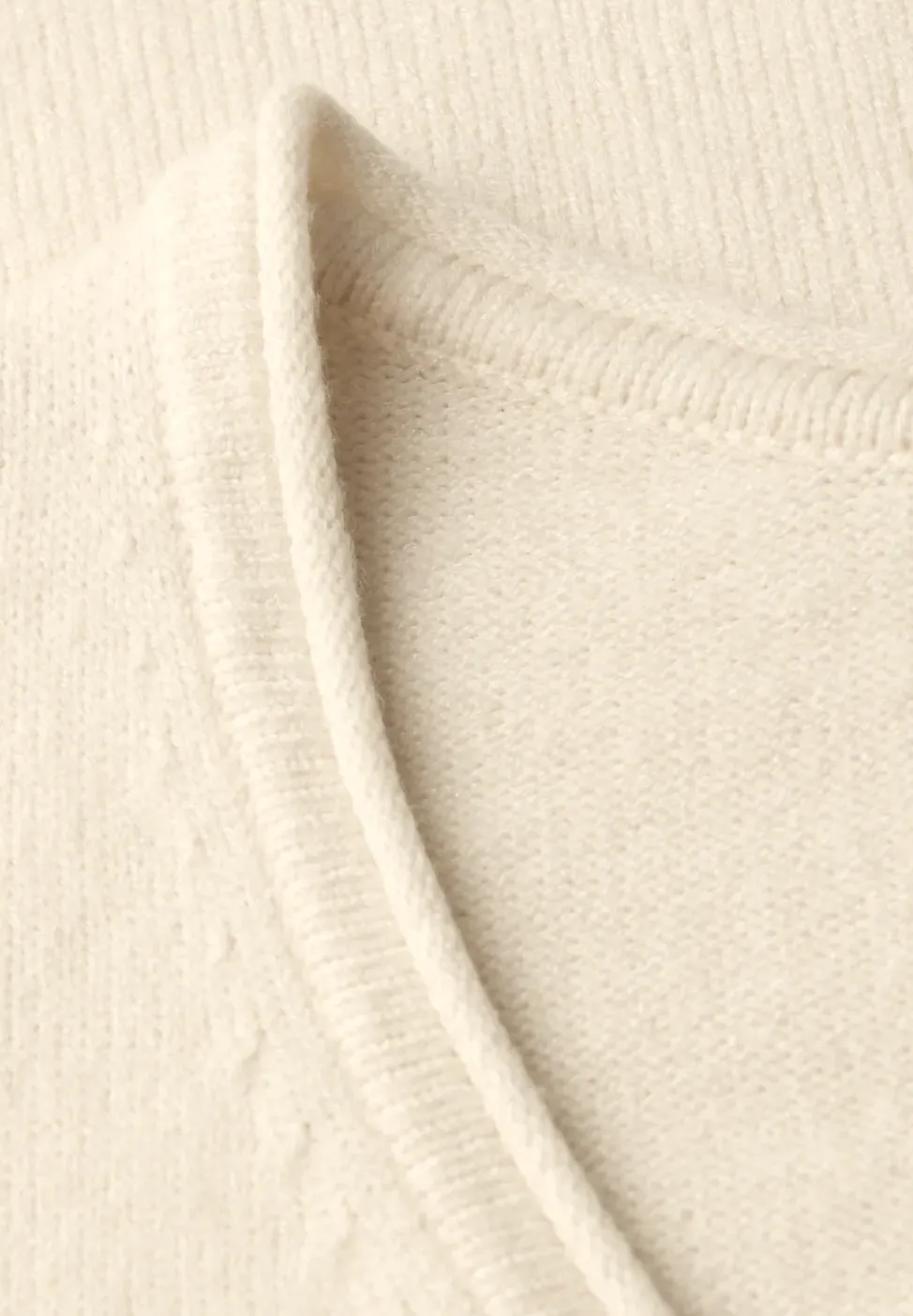 Kuscheliger V-Neck Pullover