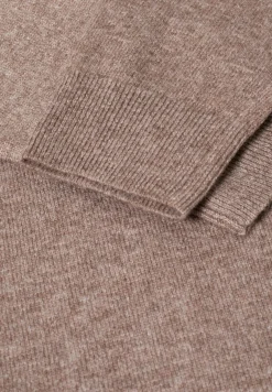 Kuscheliges Rollkragenkleid