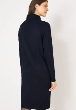 Kuscheliges Rollkragenkleid