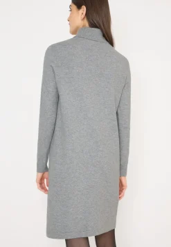 Kuscheliges Rollkragenkleid