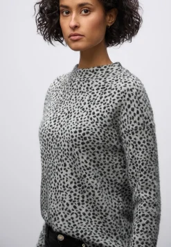 Kuscheliges Leo-Shirt