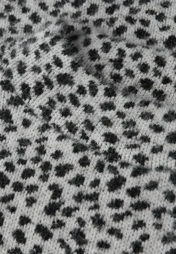 Kuscheliges Leo-Shirt