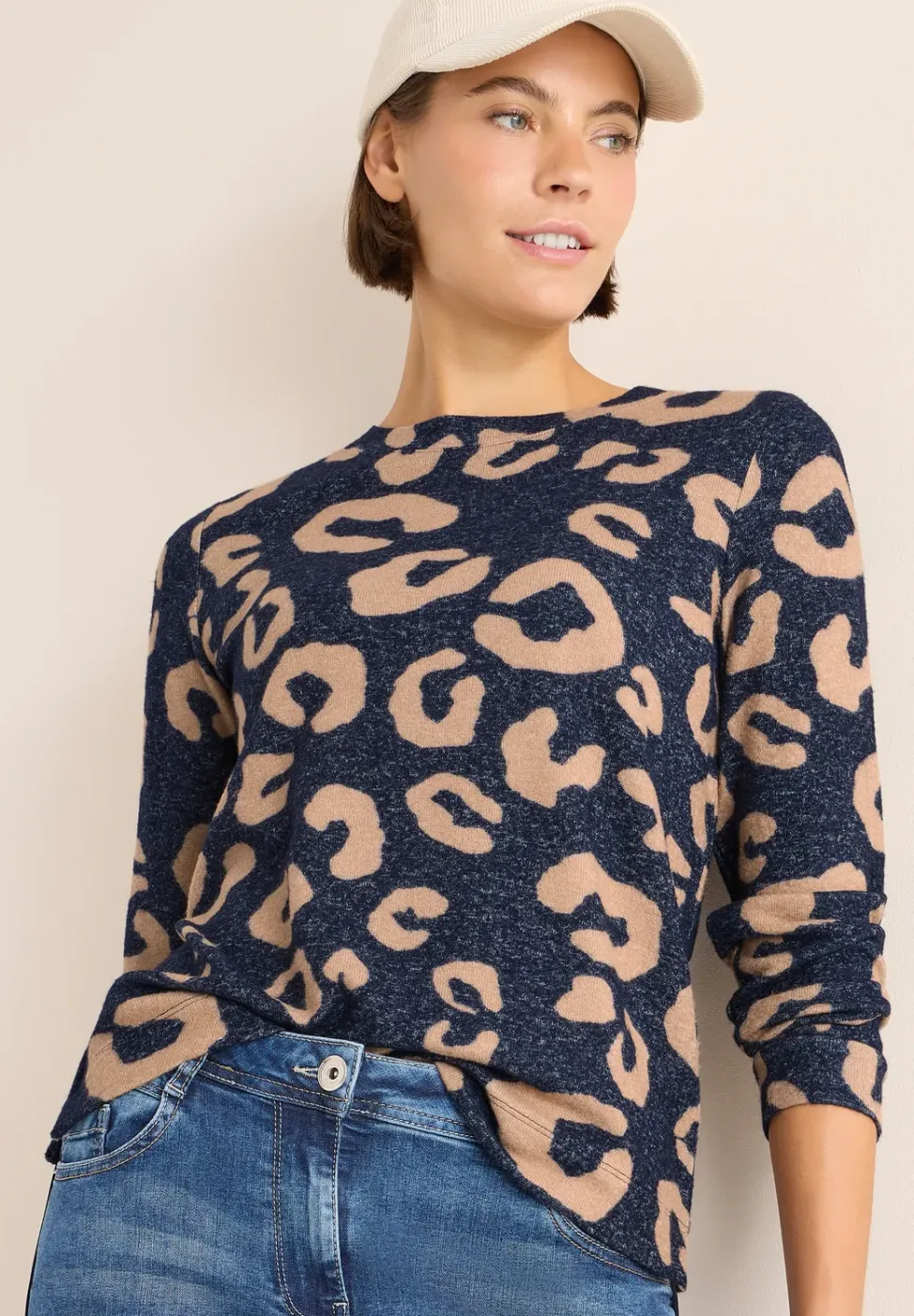 Kuscheliges Leo Shirt