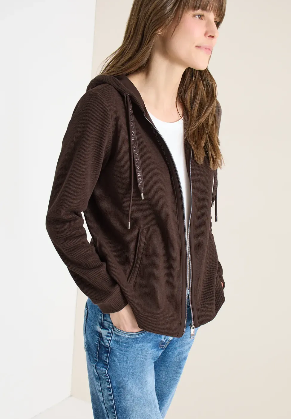 Langarm Jacke mit Kapuze und Taschen