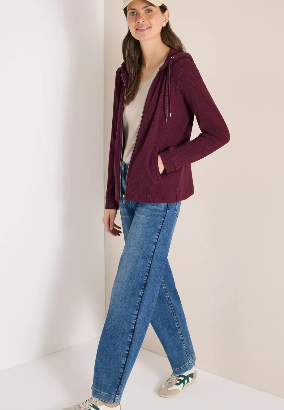 Langarm Jacke mit Kapuze und Taschen