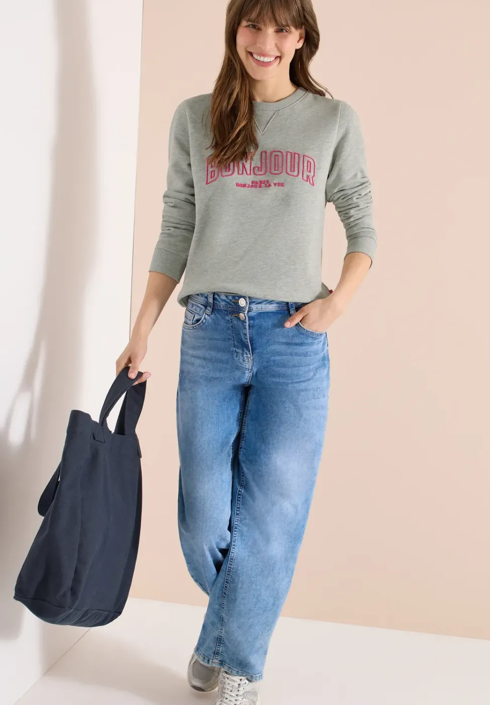 Langarm Sweatshirt mit Stickerei