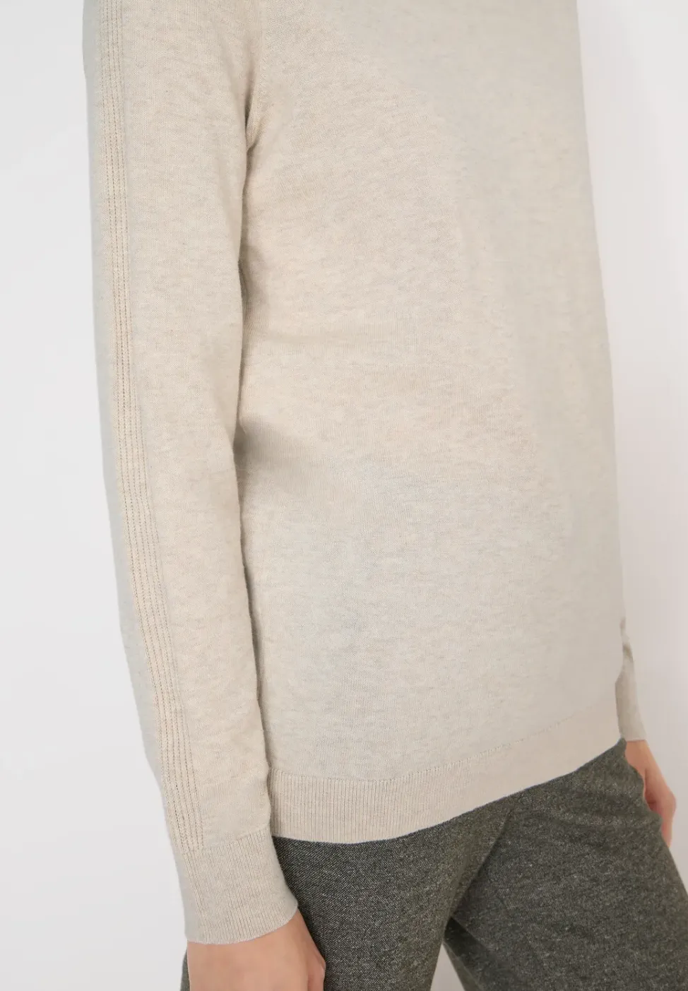 Langarm Pullover mit Rippdetail