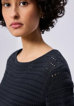 Langarm Pullover mit U-Boot-Ausschnitt