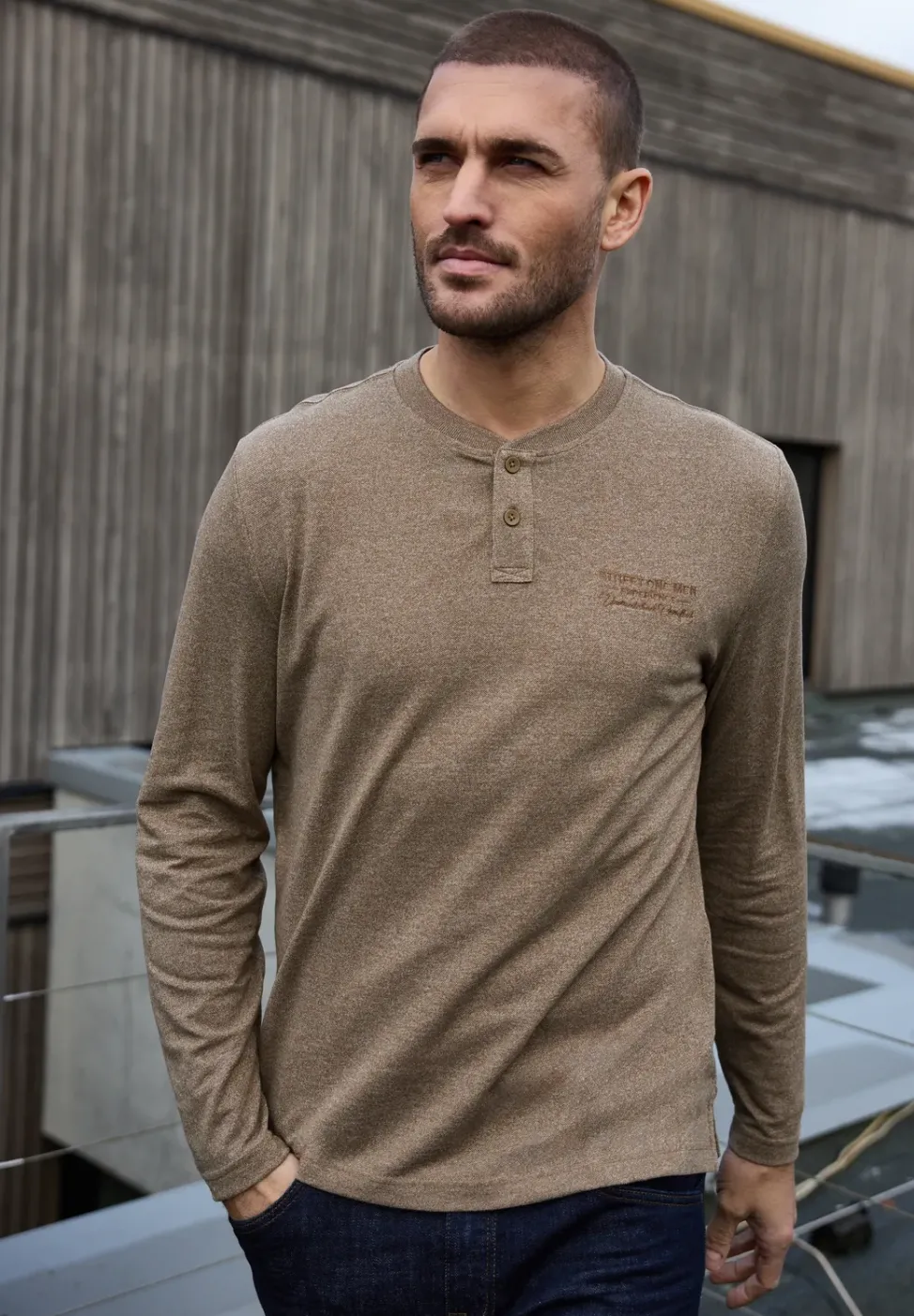 Langarmshirt mit Stickerei