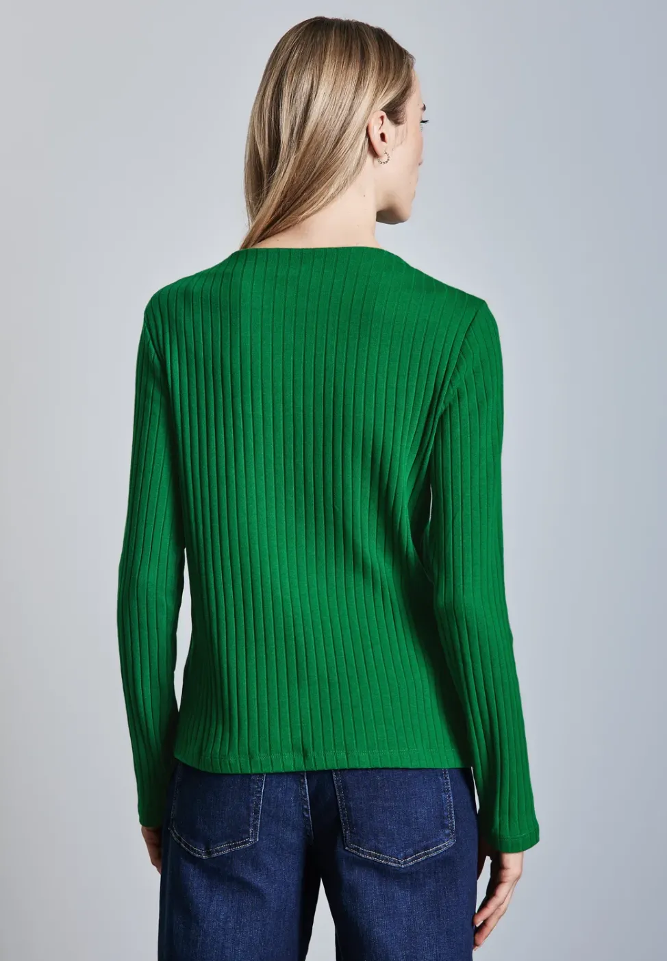 Langarmshirt mit Knopfdetail