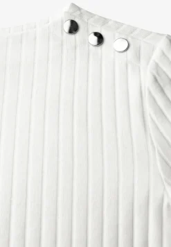 Langarmshirt mit Knopfdetail
