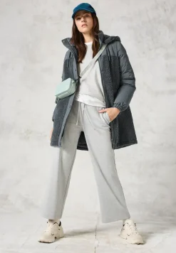 Lange Materialmix-Jacke