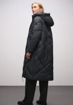 Lange Steppjacke