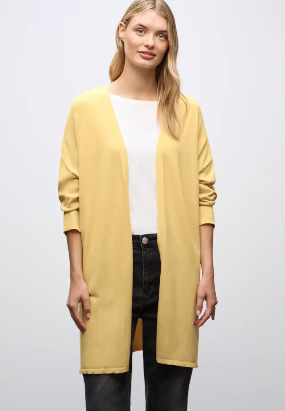 Langer Feinstrickcardigan