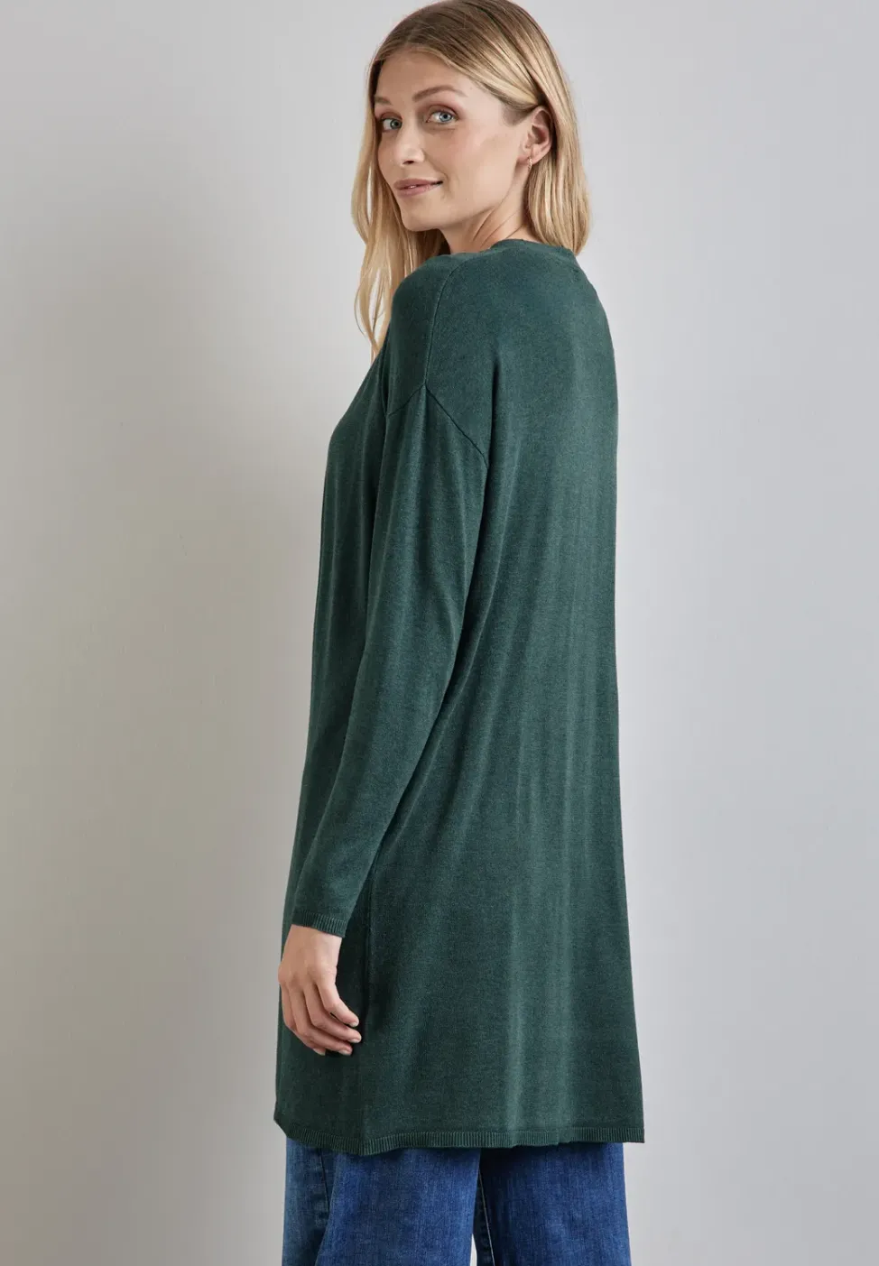 Langer Feinstrickcardigan