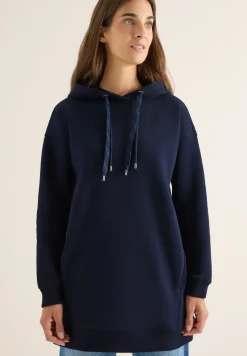 Langer Kapuzenpullover