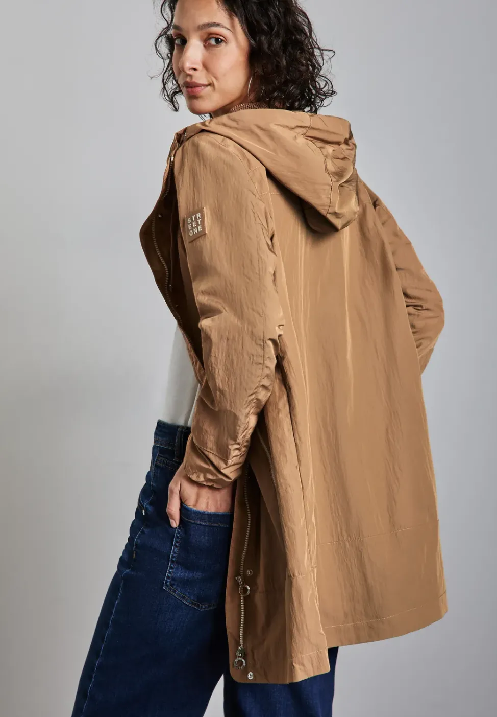 Langer Windbreaker