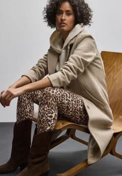 Leggings mit Leo-Muster