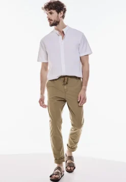 Leichte Baumwoll-Chino